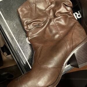 Bamboo Sadie-66s- Western Cowgirl Pull On Ankle High Boots , SIZE: 10M ,brown